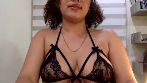 kendylove_ online show from 9, 5, 2026