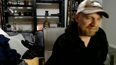 Ken Kuddles online show from 25, 1, 2025