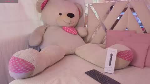 kenndal_tay online show from 14, 7, 2026