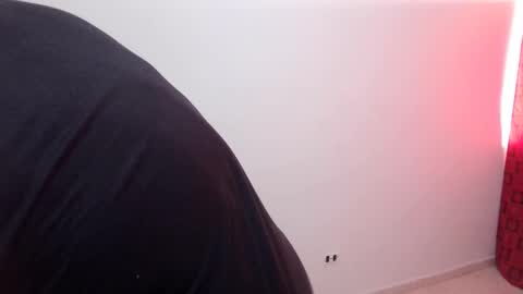 Snapshot of kennerfox77 chatting on 5, 12, 2025 Kennfox777 online show from 5, 12, 2025