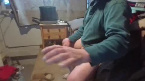 Snapshot of kenneth69h chatting on 15, 1, 2025 kenneth69h online show from 15, 1, 2025