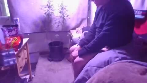 Snapshot of kenneth69h chatting on 27, 2, 2025 kenneth69h online show from 27, 2, 2025