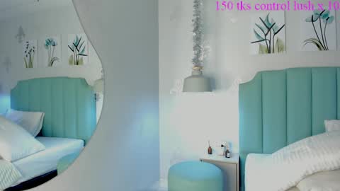 kentha_mitchells online show from 1, 2, 2025