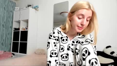 Kenzie online show from 13, 1, 2025