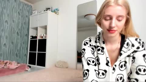 Kenzie online show from 25, 1, 2025