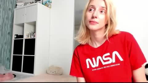 Kenzie online show from 6, 3, 2025