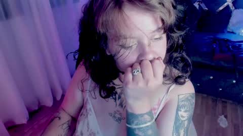 Kenzie online show from 3, 3, 2025