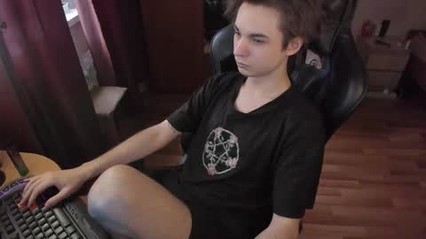 Snapshot of keorinav chatting on 5, 3, 2026 Looking for a moderator I PVT IS OPEN online show from 5, 3, 2026