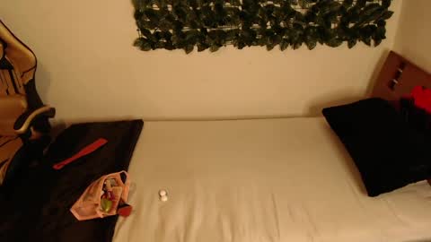 Snapshot of kerani__ chatting on 2, 4, 2026 DANIELA online show from 2, 4, 2026