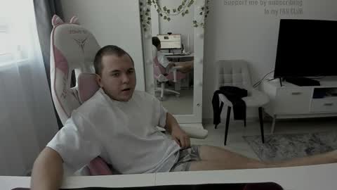 kesh_mne online show from 18, 9, 2025