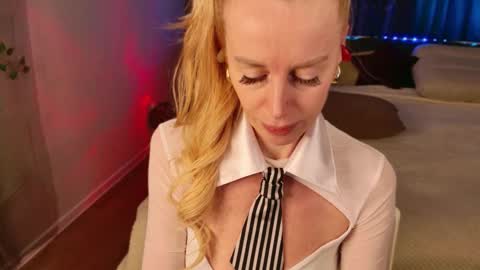 Snapshot of kessedisson chatting on 28, 2, 2026 KessEdisson online show from 28, 2, 2026