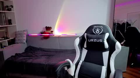 Kessy online show from 19, 9, 2025