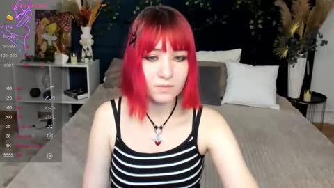 Snapshot of kettiejones chatting on 8, 11, 2025 kettiejones online show from 8, 11, 2025