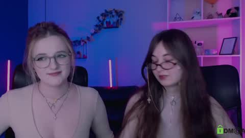 Snapshot of ketty_kitt chatting on 25, 4, 2026 ketty_kitt online show from 25, 4, 2026