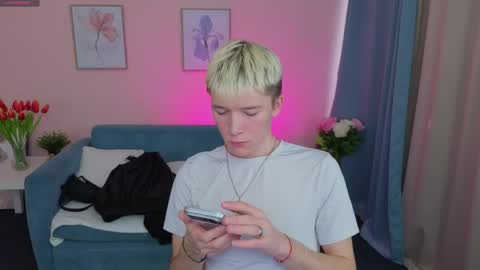 Snapshot of kevinparke chatting on 6, 4, 2026 Kevin online show from 6, 4, 2026