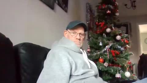 kevlooking4sez online show from 15, 12, 2024