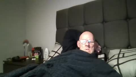 kevlooking4sez online show from 19, 1, 2025