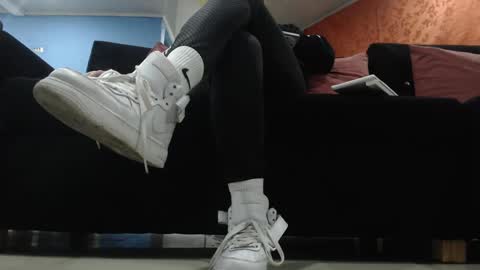     online show from 20, 2, 2025