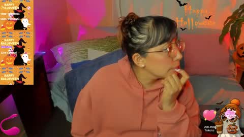 Snapshot of keyt_foxxx chatting on 23, 10, 2025 Danna Sofia online show from 23, 10, 2025