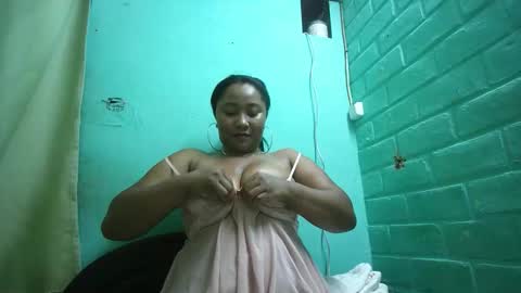 Snapshot of kezia0910 chatting on 14, 4, 2026 kezia0910 online show from 14, 4, 2026