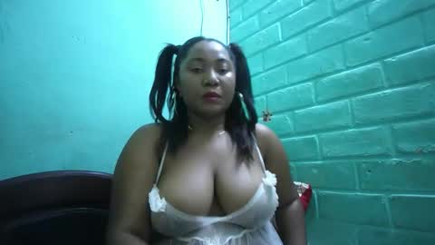 Snapshot of kezia0910 chatting on 16, 4, 2026 kezia0910 online show from 16, 4, 2026