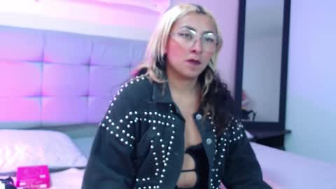 Snapshot of khaleesi_j chatting on 16, 9, 2025 khaleesi_j online show from 16, 9, 2025