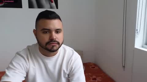 Snapshot of khalidferrer chatting on 5, 3, 2025 khalid ferrer online show from 5, 3, 2025