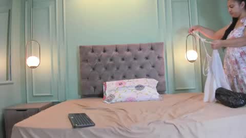 Snapshot of khaterine_hot_1 chatting on 23, 12, 2024 Kathe Hot online show from 23, 12, 2024