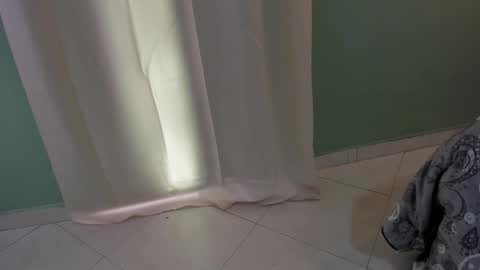 Snapshot of khaterine_hot_1 chatting on 1, 2, 2025 Kathe Hot online show from 1, 2, 2025