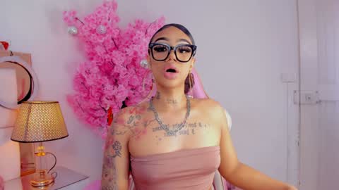 Khelany Isyy  online show from 16, 12, 2024