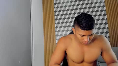 khen_west1 online show from 5, 3, 2025