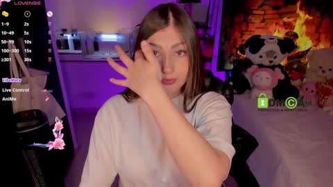 Snapshot of khionebesset chatting on 7, 12, 2024 Khi. online show from 7, 12, 2024