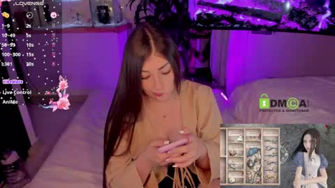 Snapshot of khionebesset chatting on 12, 1, 2025 Khi. online show from 12, 1, 2025