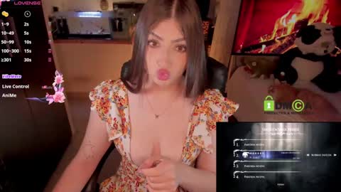 Snapshot of khionebesset chatting on 21, 2, 2025 Khi. online show from 21, 2, 2025