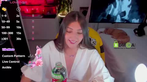 Snapshot of khionebesset chatting on 25, 9, 2025 Khi. online show from 25, 9, 2025