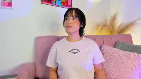 Snapshot of khloe_cute_ chatting on 26, 9, 2025 khloe_cute_ online show from 26, 9, 2025