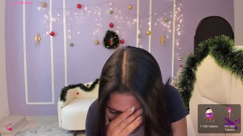 Snapshot of khloe_houston chatting on 5, 12, 2024 Khloe online show from 5, 12, 2024