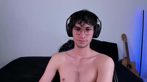 khozler_ online show from 2, 3, 2025