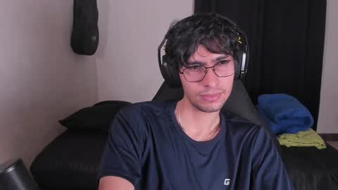 khozler_ online show from 24, 9, 2025