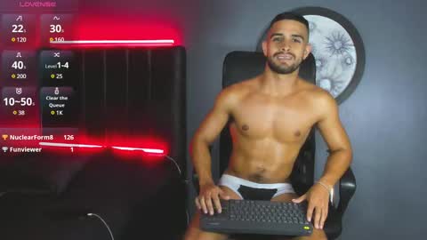 Snapshot of khriss_brown chatting on 7, 3, 2025 Khriss brown online show from 7, 3, 2025