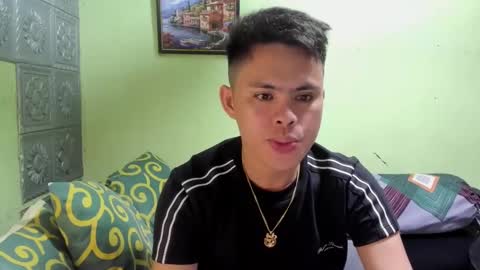 Khylle 27 online show from 6, 1, 2025