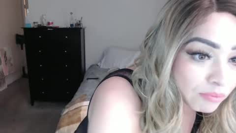 kiannaluv online show from 31, 12, 2024