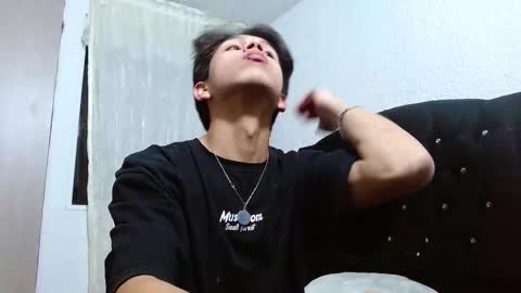 Adrian  Chlloe online show from 23, 9, 2025