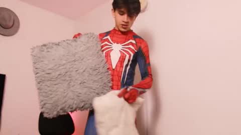 Adrian  Chlloe online show from 28, 10, 2025