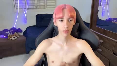 Snapshot of kiantwink chatting on 14, 9, 2025 kiantwink online show from 14, 9, 2025