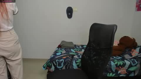 Evelyn online show from 17, 2, 2025