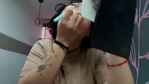 KIARA FOX online show from 2, 5, 2026