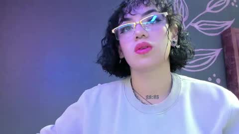 KIARA FOX online show from 8, 5, 2026
