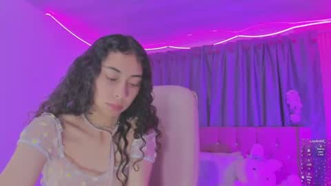 Kiara online show from 5, 7, 2026