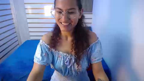 Snapshot of kiara_valmont chatting on 14, 3, 2026 kiara valmont online show from 14, 3, 2026